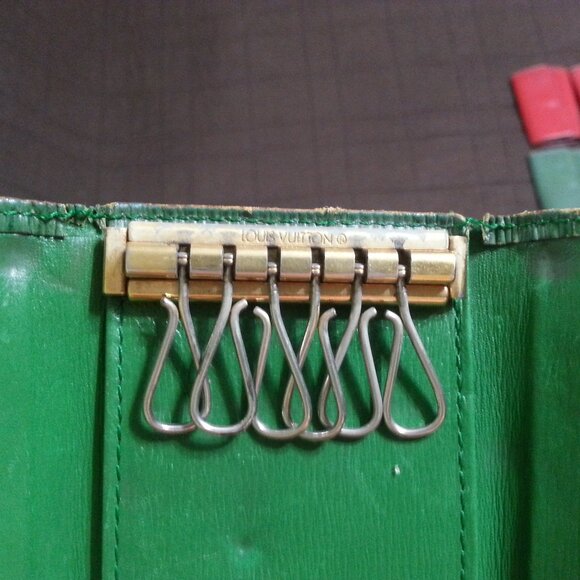 Vintage LV Louis Vuitton Epi Leather Green Key Holder Case Unisex Men's women's - Picture 12 of 12
